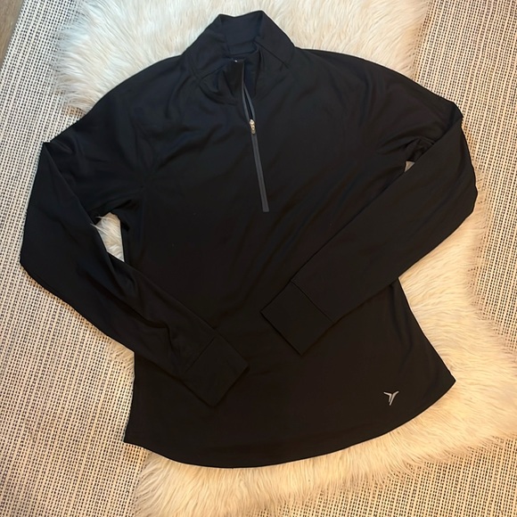 Old Navy Tops - 3/$25 Old Navy women’s M active wear black